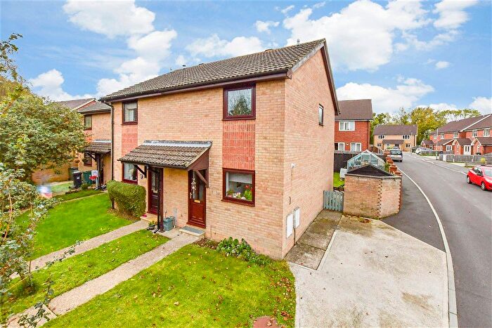 2 Bedroom End Terrace House For Sale In Alvington Manor View, Newport, Isle Of Wight, PO30