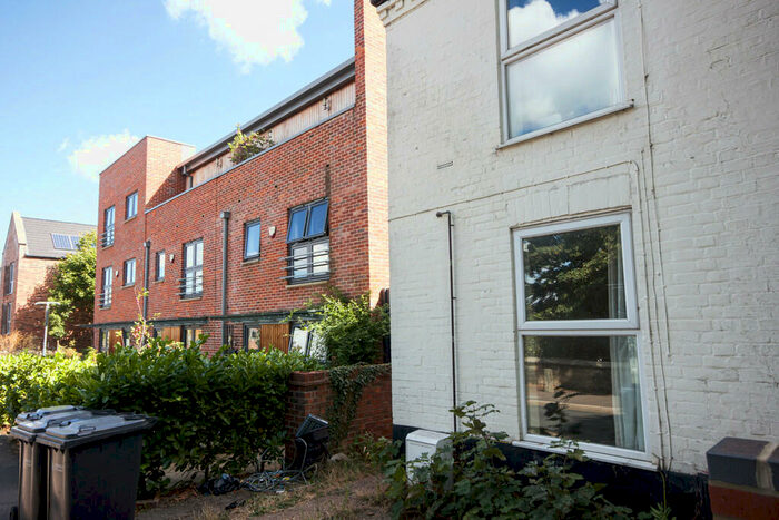 1 Bedroom Apartment To Rent In Rosary Road, Norwich, NR1