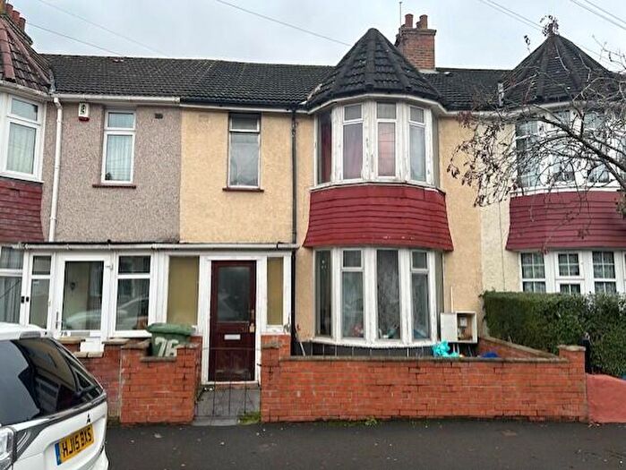 3 Bedroom Terraced House For Sale In Fernbank Avenue, Wembley, HA0