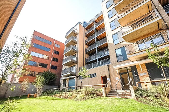 2 Bedroom Plot To Rent In Clarence Avenue, Ilford, IG2