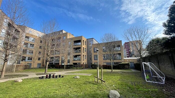 1 Bedroom Flat For Sale In Avonley Road, London, SE14