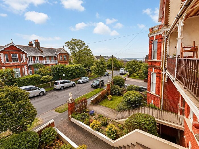 1 Bedroom Flat For Sale In Wykeham Mansions, Wykeham Road, Hastings, East Sussex, TN34