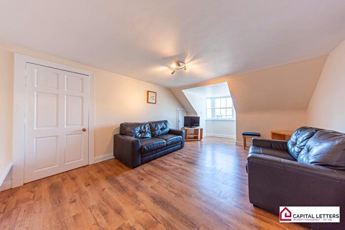 2 Bedroom Flat To Rent In King Street, Aberdeen, AB24