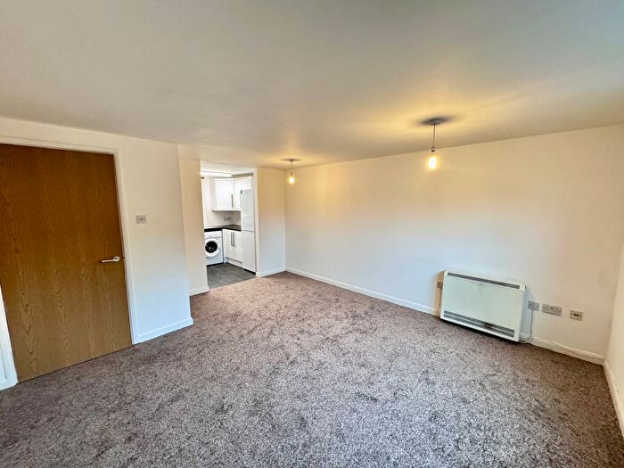 1 Bedroom Flat To Rent In Chardlace Walk, Nottingham, NG1