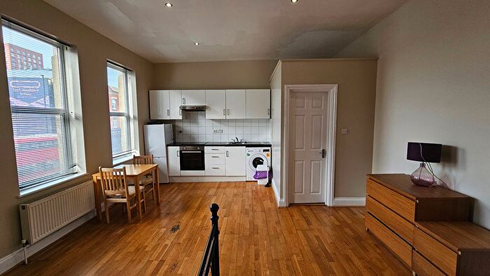 Studio To Rent In West Hendon Broadway, West Hendon, NW9