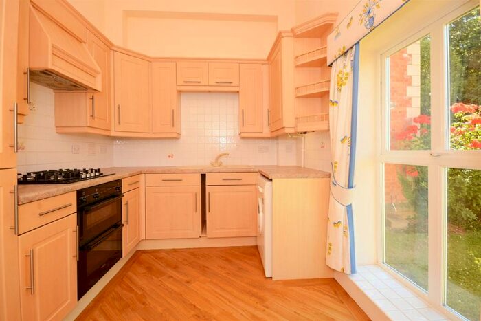 2 Bedroom Flat For Sale In Duesbury Court, Mickleover, Derby, DE3