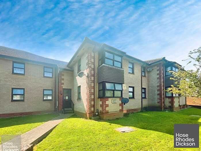 2 Bedroom Flat To Rent In Medina Avenue, Newport, PO30