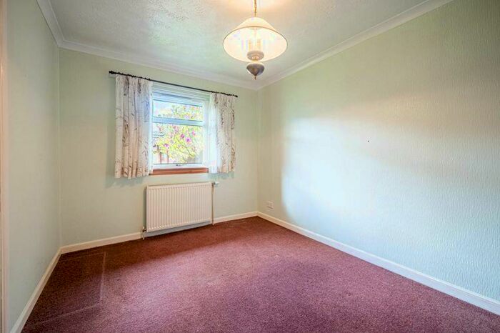 3 Bedroom Detached Bungalow For Sale In John Murray Court, Motherwell, ML1