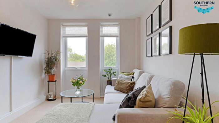 2 Bedroom Flat For Sale In Austen Apartments Weighton Road, SE20