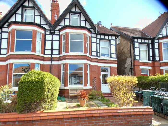 1 Bedroom Apartment To Rent In Harcourt Road, Craig Y Don, Llandudno, LL30