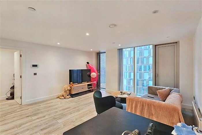 1 Bedroom Flat For Sale In The Blade, M15