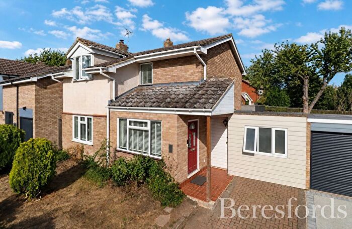 3 Bedroom Detached House For Sale In Morton Road, Great Totham, CM9