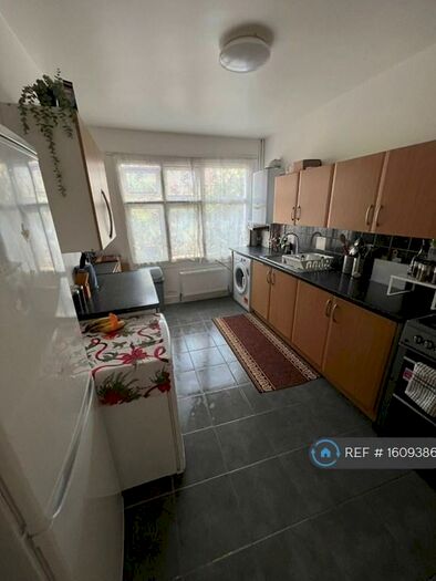 3 Bedroom Terraced House To Rent In Cumberland Road, London, E13
