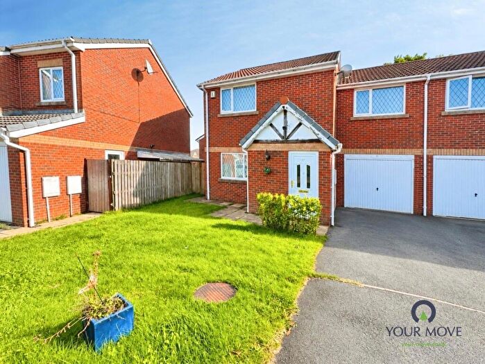 4 Bedroom Semi Detached House For Sale In The Meadows, Darwen, Lancashire, BB3