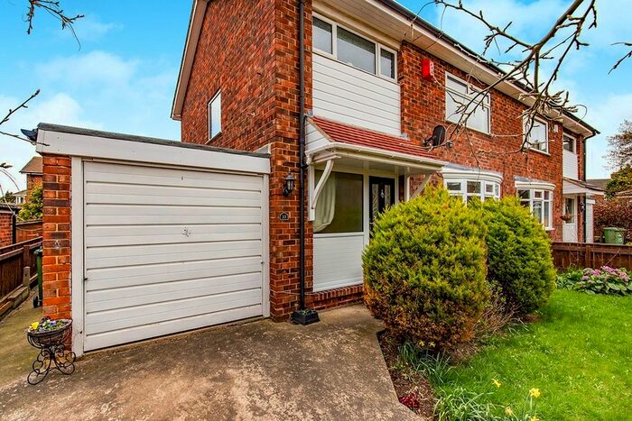 3 Bedroom Semi-Detached House To Rent In Branksome Grove, Stockton-On-Tees, Cleveland, TS18