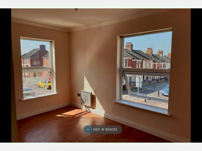 1 Bedroom Flat To Rent In Mill Road, Kettering, NN16