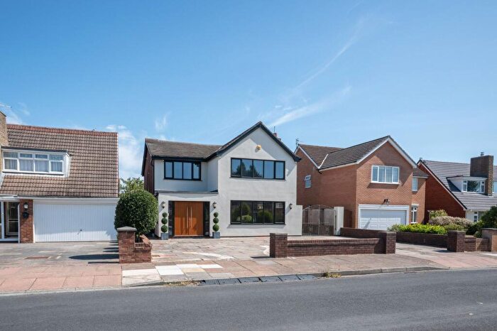5 Bedroom Detached House For Sale In Daneway, Southport, PR8