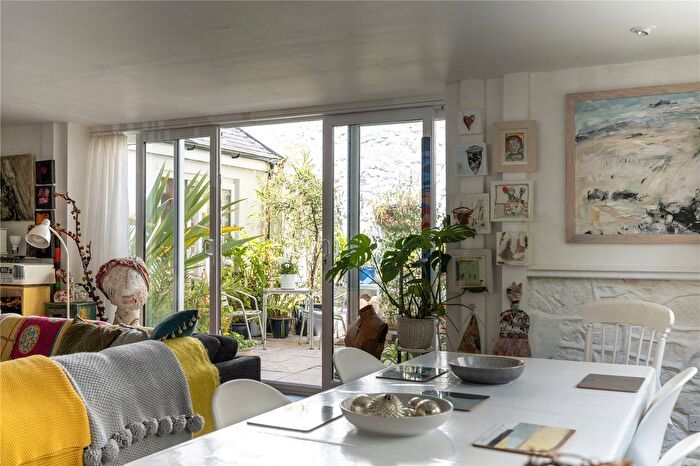 4 Bedroom Link Detached House For Sale In Chyandour Square, Penzance, TR18