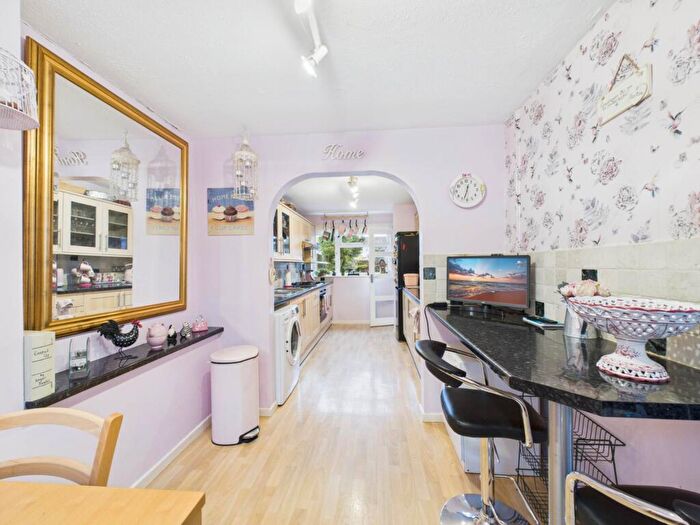 3 Bedroom Semi-Detached House For Sale In Cottland Clay, Haddenham, HP17