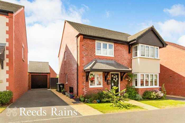 4 Bedroom Detached House For Sale In Field View Road, Congleton, Cheshire, CW12