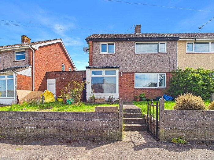 3 Bedroom Semi-detached House For Sale In Cornwall Road, Barry, CF62