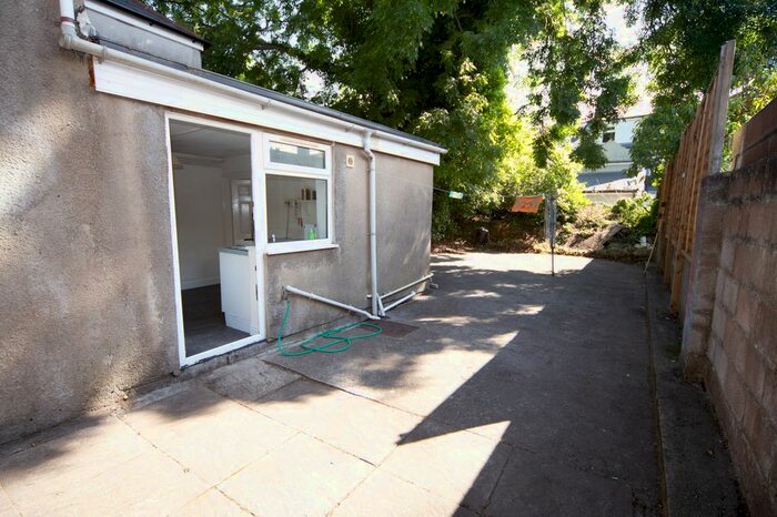 2 Bedroom Flat To Rent In Salisbury Road, Cathays, Cardiff CF24