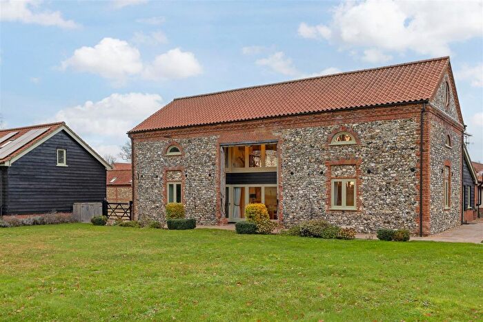 5 Bedroom Barn Conversion For Sale In Letton, IP25