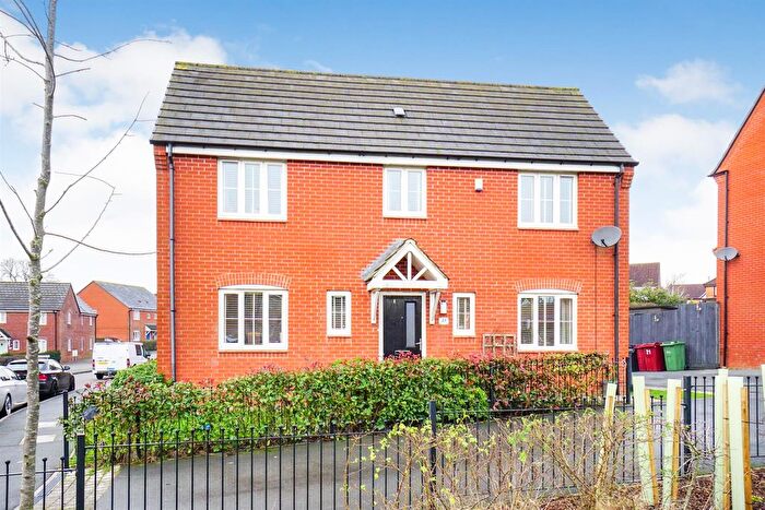 4 Bedroom Detached House For Sale In Mill Farm Drive, Tibshelf, Alfreton, DE55
