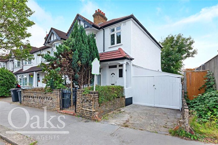 3 Bedroom End Of Terrace House To Rent In Baring Road, Addiscombe, CR0