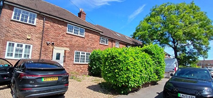 4 Bedroom Semi Detached House To Rent In Egham, TW20