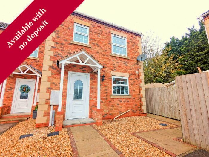 3 Bedroom Terraced House To Rent In Blue Horse Court, Great Ponton, NG33