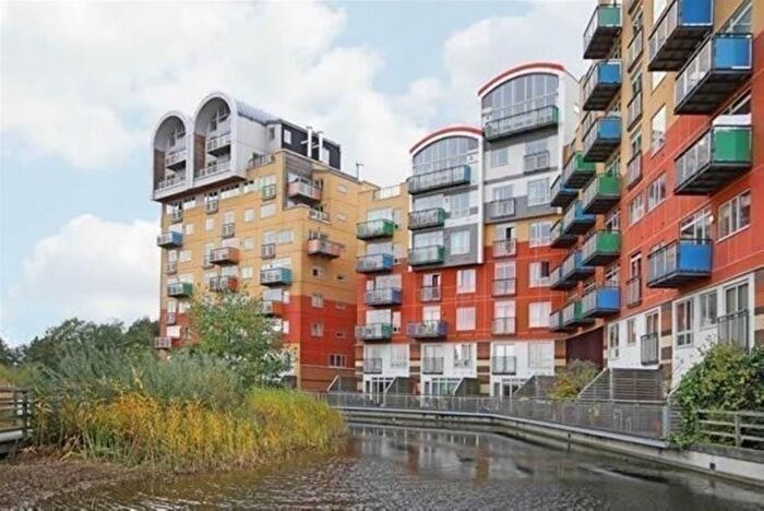 2 Bedroom Flat To Rent In Faraday Lodge, Renaissance Walk, SE10