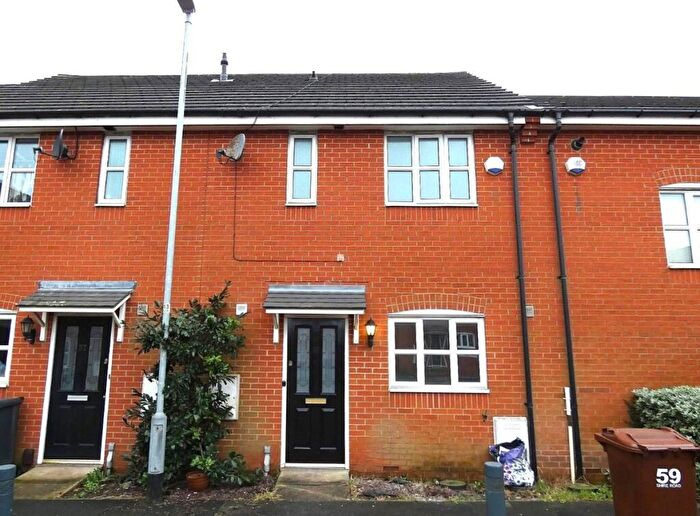 3 Bedroom Town House For Sale In Shire Road, Morley, LS27