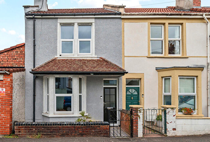 3 Bedroom End Of Terrace House For Sale In Margate Street, Bristol, Somerset, BS3