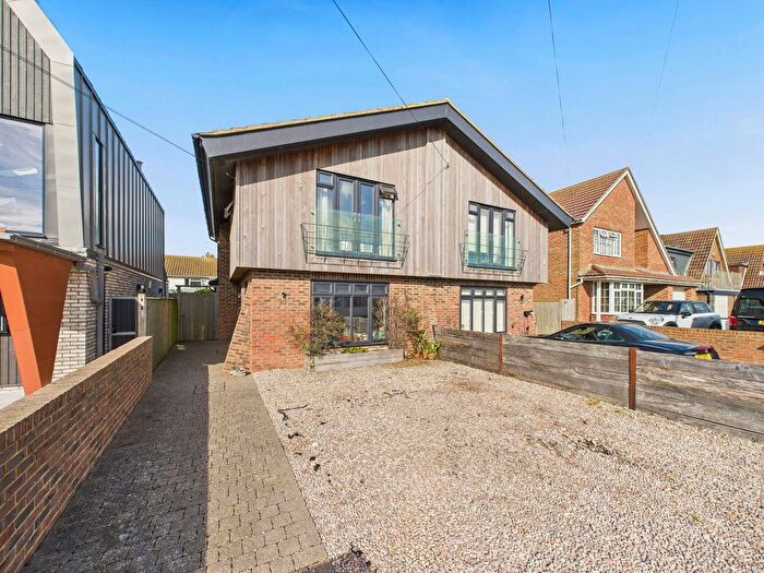 3 Bedroom Semi-detached House For Sale In The Meadway, Shoreham By Sea, BN43