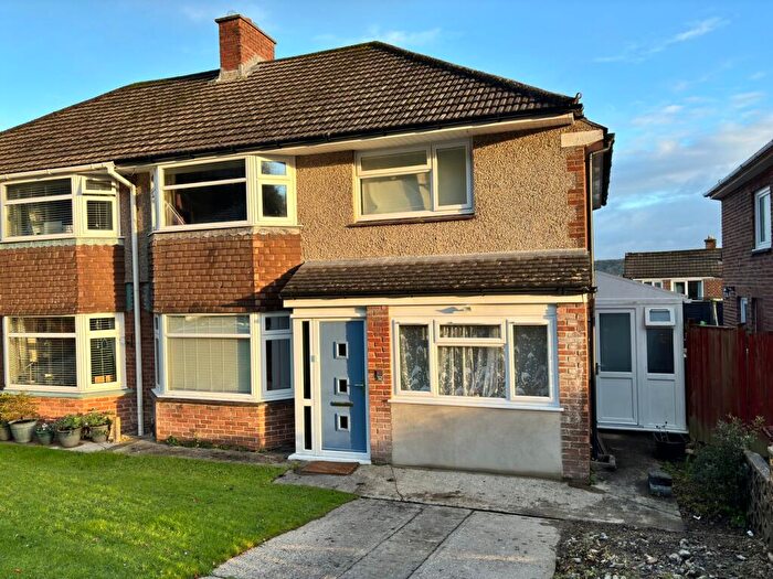 3 Bedroom Semi-Detached House For Sale In Hafod Cwnin, Carmarthen, SA31