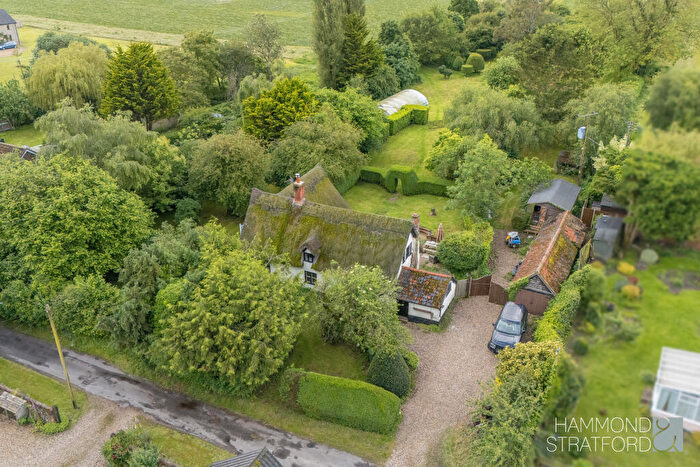 3 Bedroom Cottage For Sale In College Road, Thompson, IP24