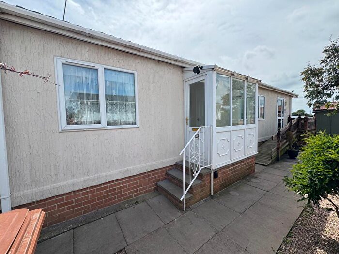 2 Bedroom Park Home For Sale In Greenacre Park, Coton In The Elms, Derby, DE12