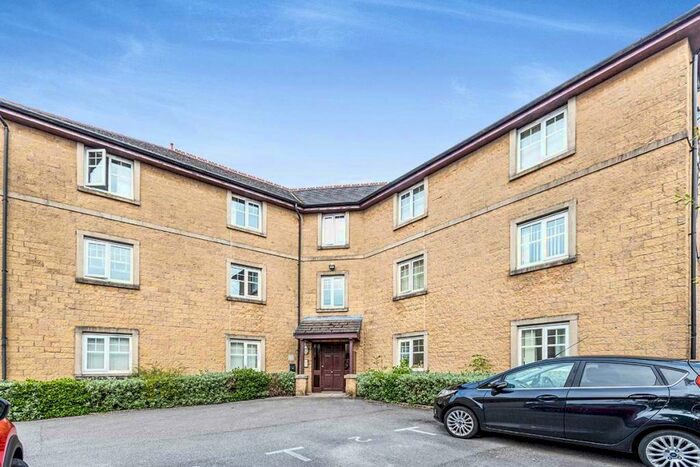 2 Bedroom Apartment To Rent In Clayton Fold, Burnley, Lancashire, BB12