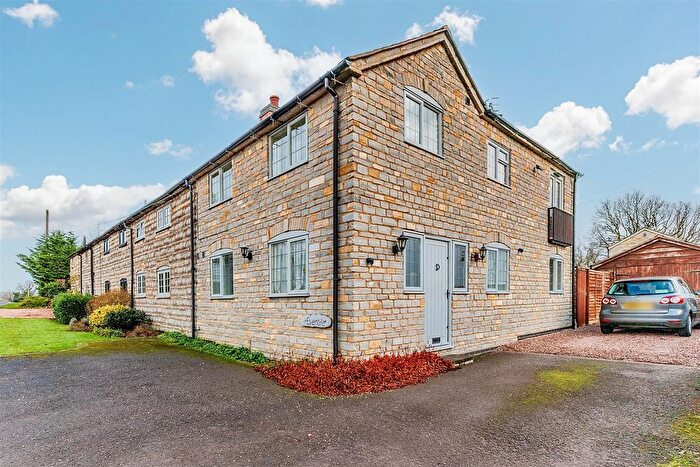 3 Bedroom End Of Terrace House For Sale In Eventide, Bidford-On-Avon, B50
