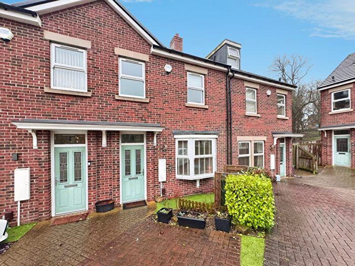 4 Bedroom Town House For Sale In Hallgarth Mews, Blaydon, NE21