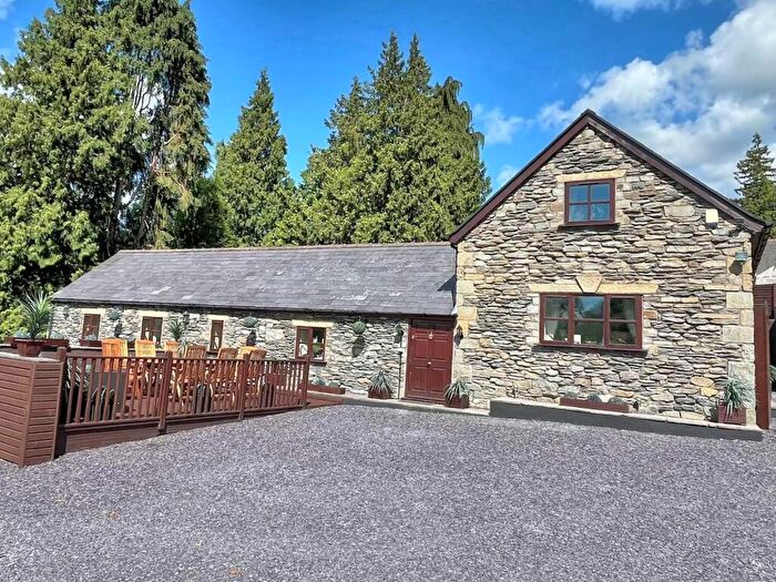 5 Bedroom House For Sale In Holyhead Road, Corwen, LL21