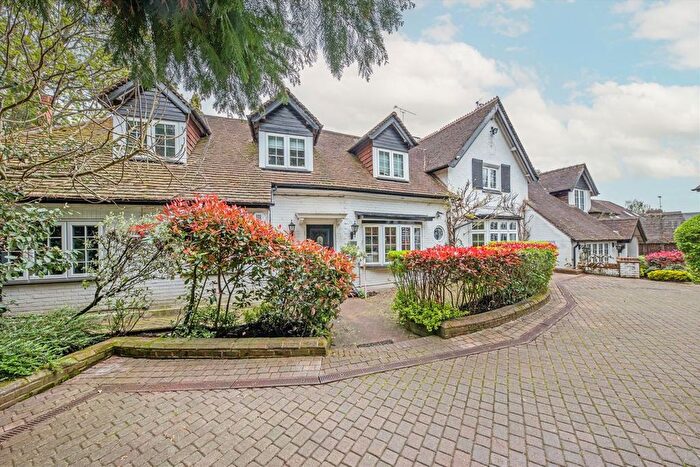 5 Bedroom Detached House For Sale In Cockcrow Hill, Surbiton, KT6