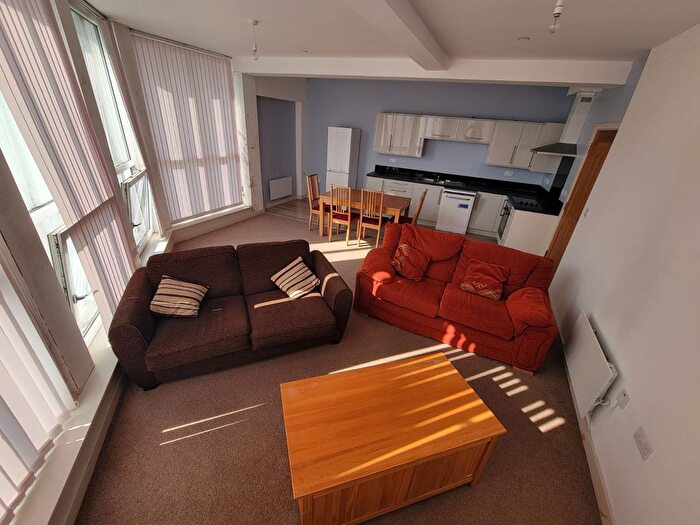 2 Bedroom Flat To Rent In Horton Street, SA1