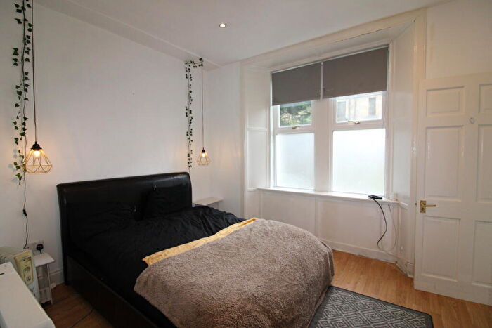 1 Bedroom Flat To Rent In Howard Street, Paisley, PA1