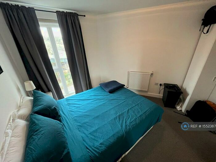1 Bedroom Flat To Rent In Ferdinand Court, London, SE6