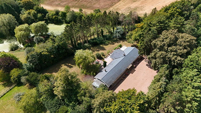 4 Bedroom Detached Bungalow For Sale In High Street, Little Bytham, NG33