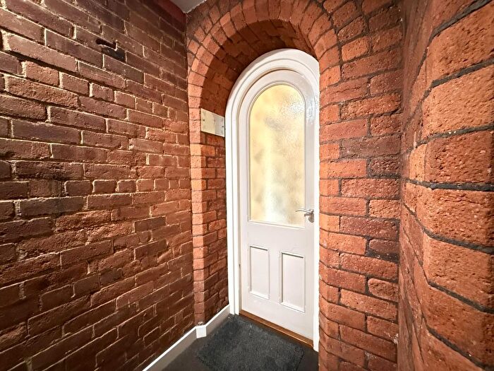 1 Bedroom Flat For Sale In Apartment, Boothroyds, Dewsbury, West Yorkshire, WF13