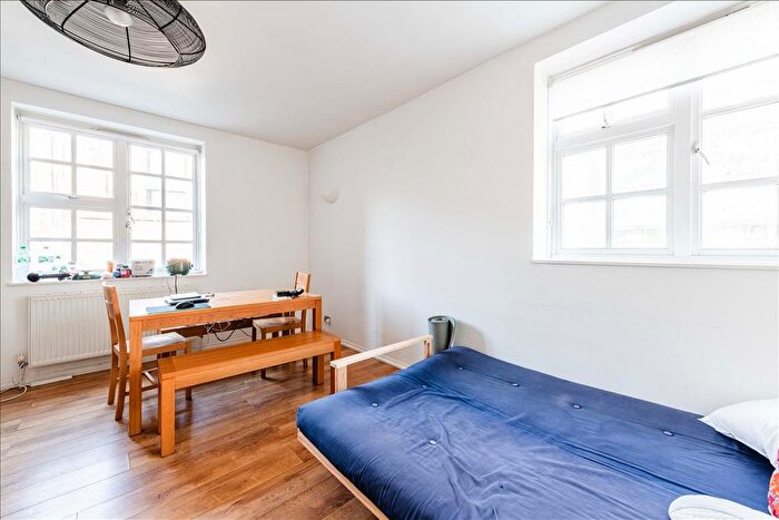 1 Bedroom Flat To Rent In Loxham Street, Kings Cross, WC1H