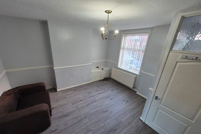 2 Bedroom Terraced House To Rent In Tower Street, Hyde, SK14